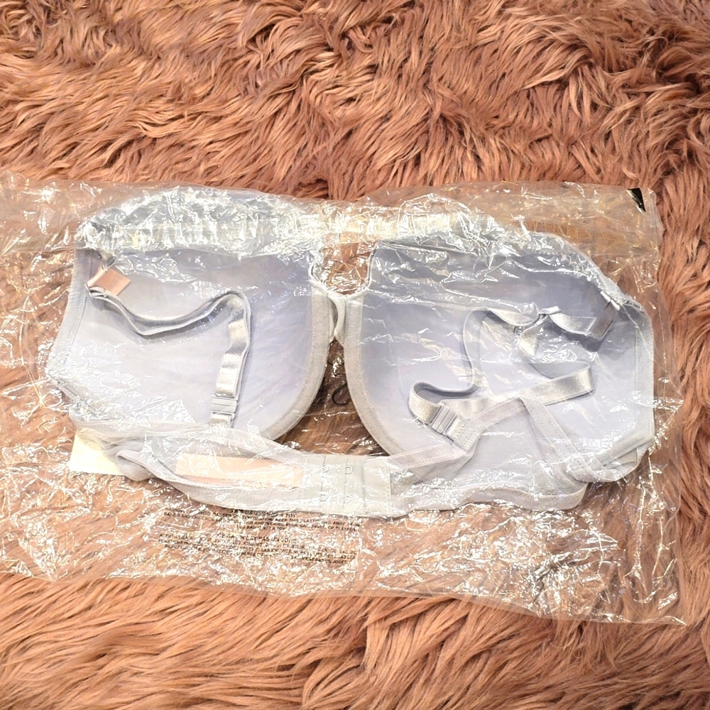 Gray bra - Picture 2 of 3